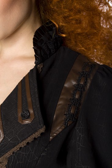 Frack Mantel in Gothic Stil mit Revers