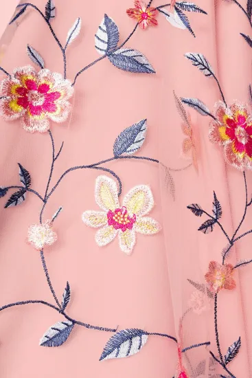 Süßer Blumenkleid mit dreiviertel Ärmeln